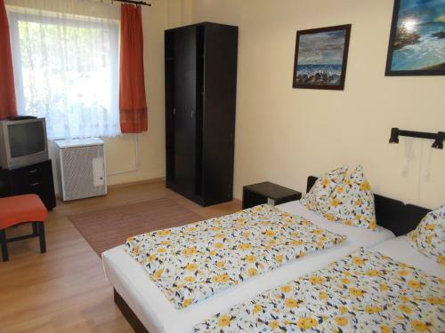 Apartamento House And Apts. In Siofok/balaton 26303