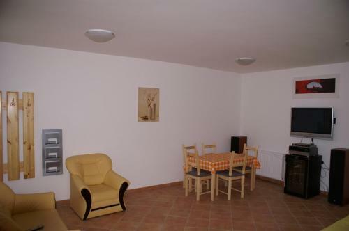 Hostal �regt�lgy Panzio