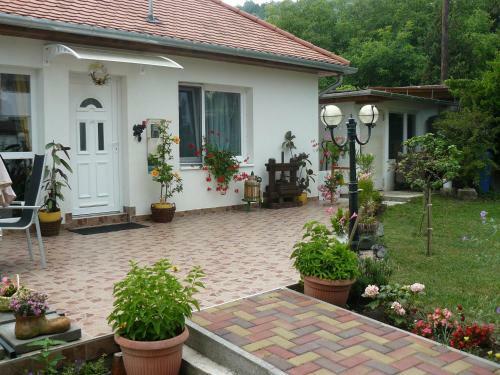 Elizabeth Apartman