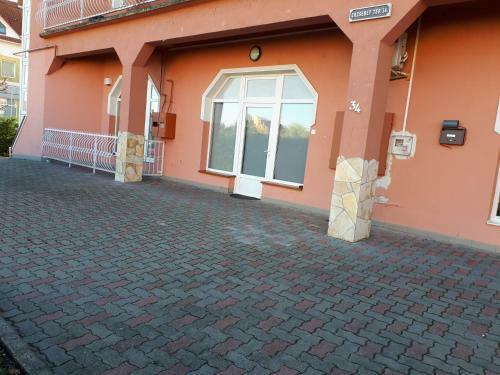 Kertv�rosi Apartman