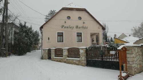 Hostal Paulay Borh�z �s Vend�gh�z