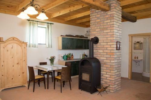 Hostal �denkert Vend�gh�z