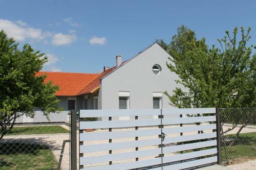 Apartamento Mint Otthon Vend�gh�z