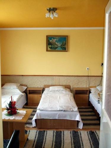 Hostal Lugas Szallas