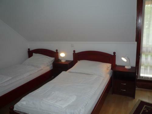 Hostal Aba Vez�r Panzi� �s �tterem
