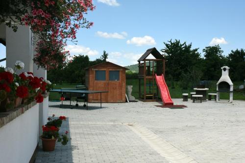 Hostal Vera Vend�gh�z