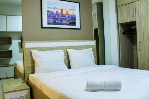 Modern And Comfortable Studio Springwood Apartment By Travelio