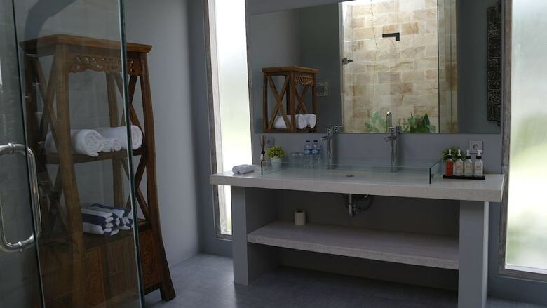 Hotel The Suites Lombok
