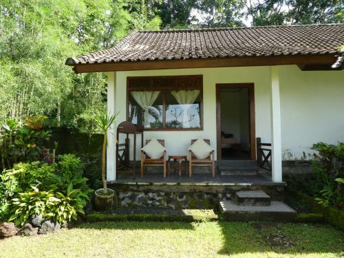 Hostal Geria Semalung