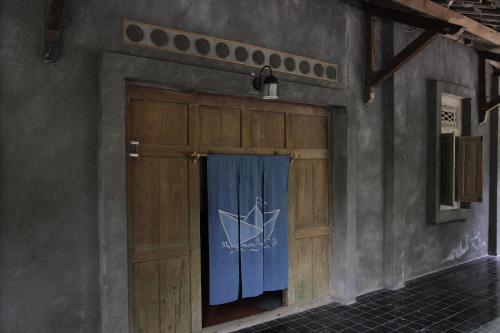 Rumah Senjakala