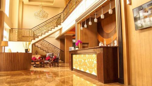 Sapphire Sky Hotel & Conference