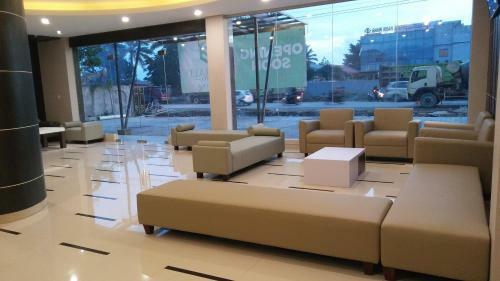 Emerald Hotel