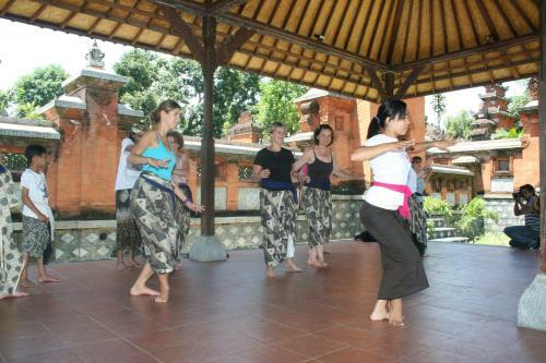 Tirta Ayu Hotel And Restaurant