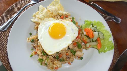 Tirta Ayu Hotel And Restaurant