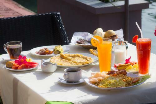 Hostal Toba Village Inn