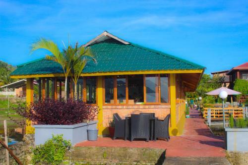 Hostal Toba Village Inn