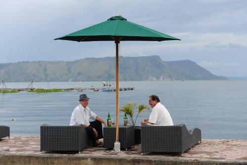 Hostal Toba Village Inn