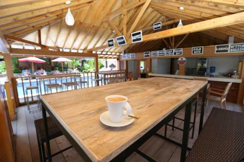 Hostal Toba Village Inn
