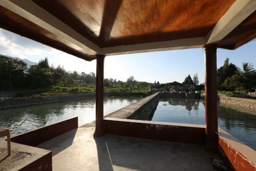 Hostal Toba Village Inn