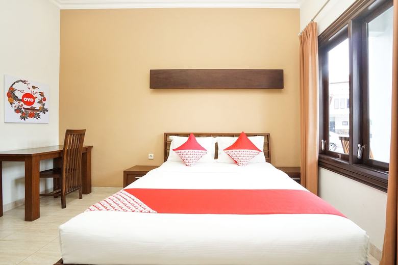 Oyo 309 Avila Ketapan Rame Hotel