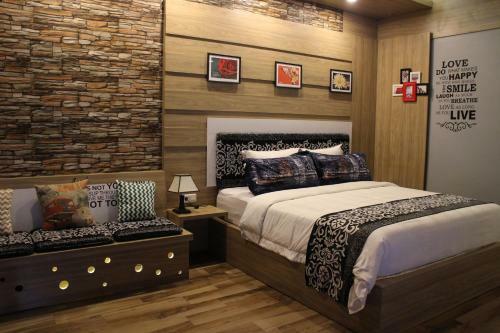 Lawaka Hotel