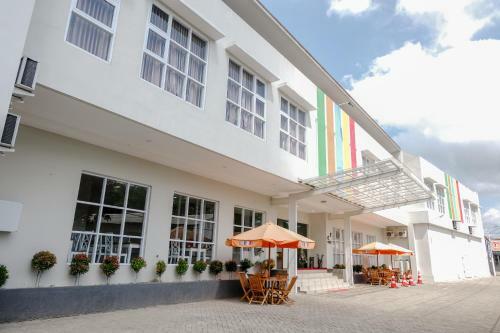 Hostal Oyo 1494 Jorrel Inn