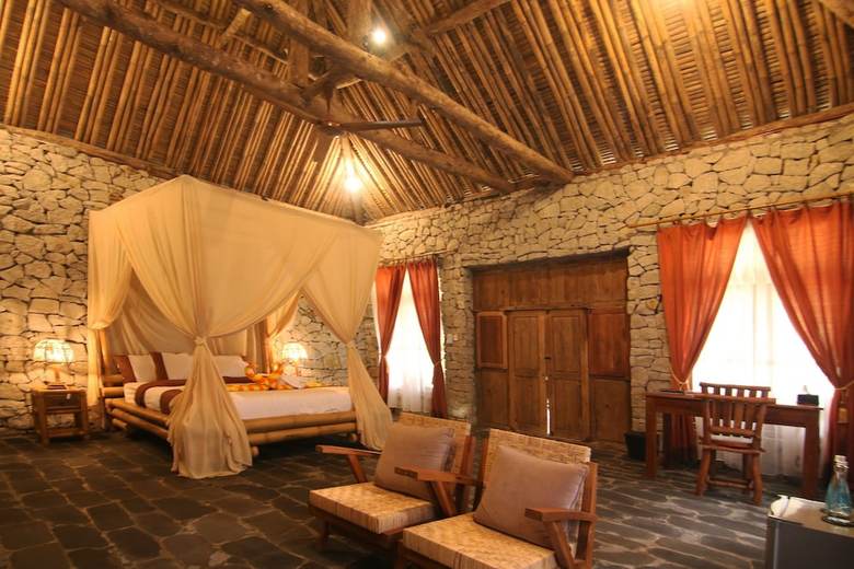 Hotel Rajaklana Resort And Spa