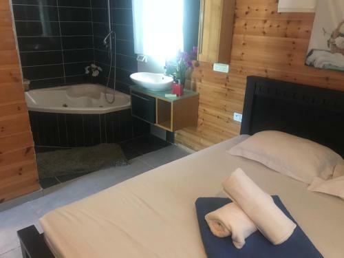 Lodge Bustan Hazait