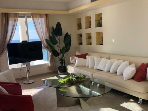 Sky Home Luxury Apartment With Sea View