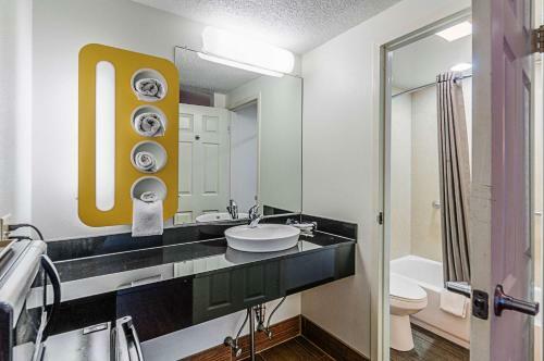 Motel 6 Martinsburg