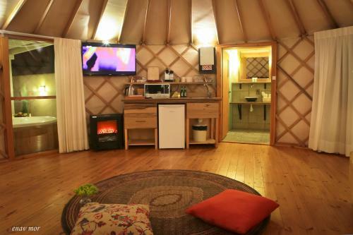 Bed & Breakfast Helios Home