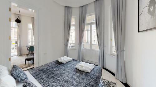 Renoma Apartments