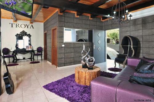 Villa Troya