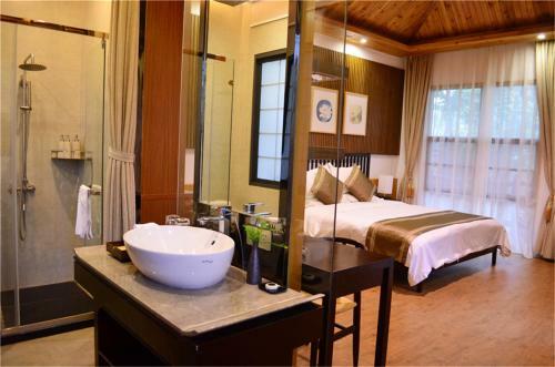 Hostal Chan Town
