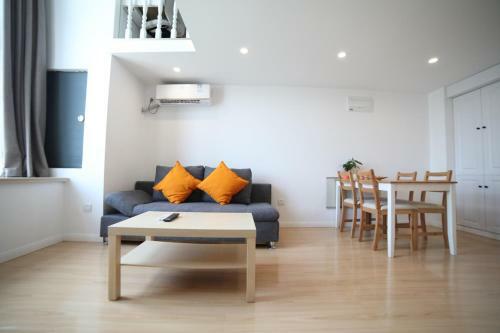 Warm House Apartment