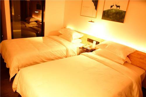 Zhangshu Colourinn Boutique Hotel