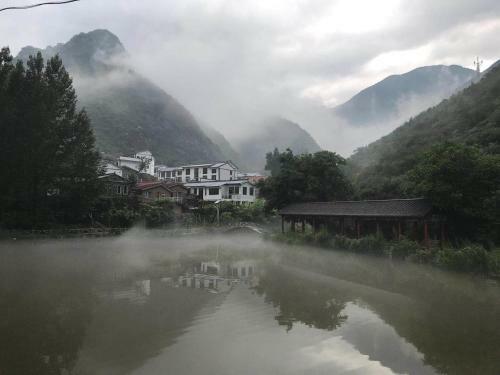 Lingshan�longing To Light Villa