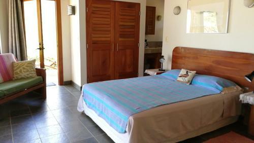 Hostal Oceanfront Gem At La Joya De Lagarto