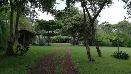 Hostal Oceanfront Gem At La Joya De Lagarto