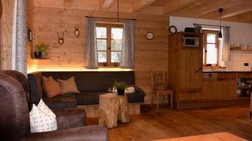 H�tten Am Waldrand