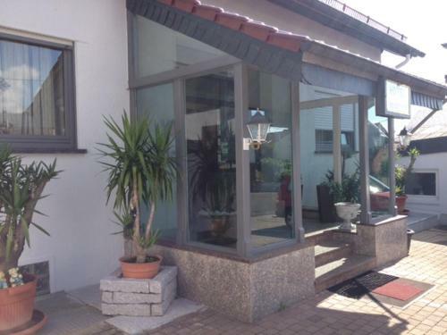 Hostal Hotel-restaurant J�gerstube