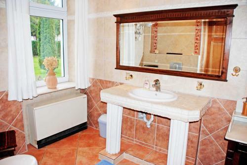Ferienwohnungen Im Gutshaus Gnies