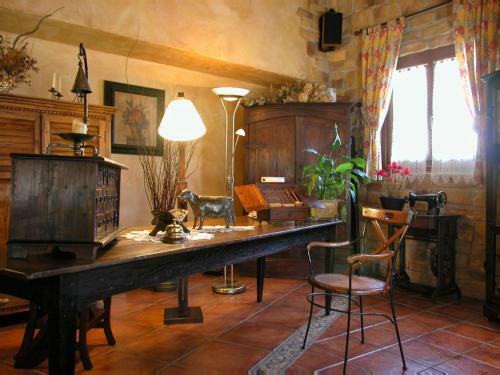 Hostal Arostegui
