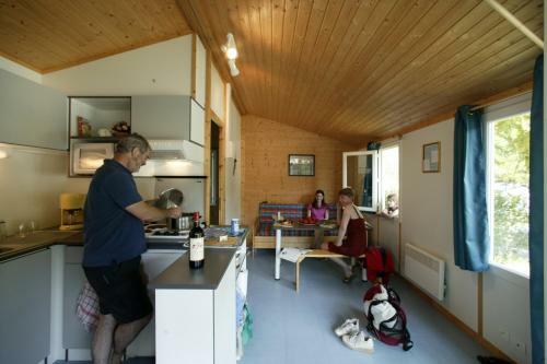 Camping Le Val De La Marquise