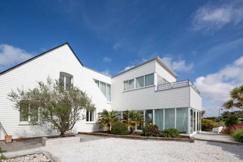 Creach Hamon Villa Sleeps 8 Pool Wifi