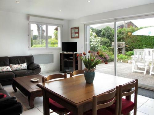 Ferienhaus Cr�ances 400s