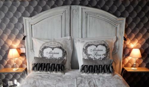 Hostal Maison Brocant'elle
