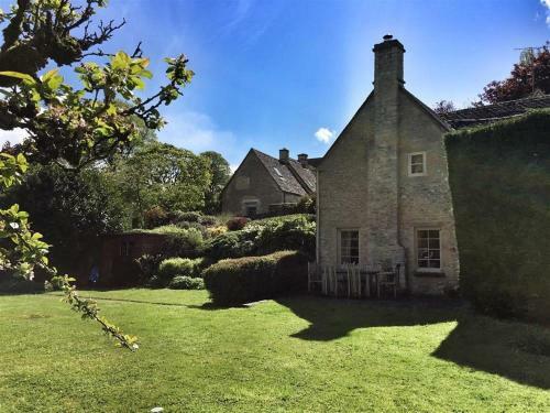 Spring Cottage, Cirencester
