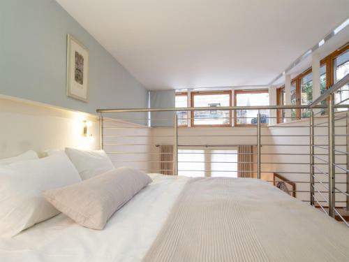 The Studio Apartment - The Edinburgh Address