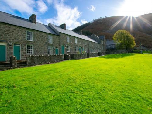 Holiday Home Gland